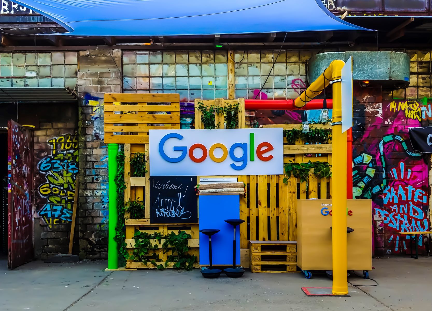 A Google stall in Cologne, Germany. Photo by Rajeshwar Bachu on Unsplash. Google Partner Program